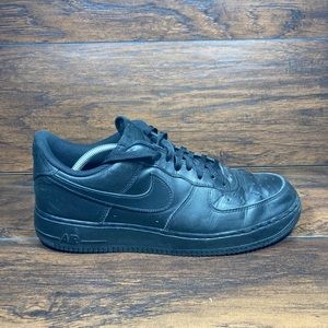 Nike Air Force 1 Low Mens Shoes Size 12 Sneakers AF1 Triple Black 315122-001